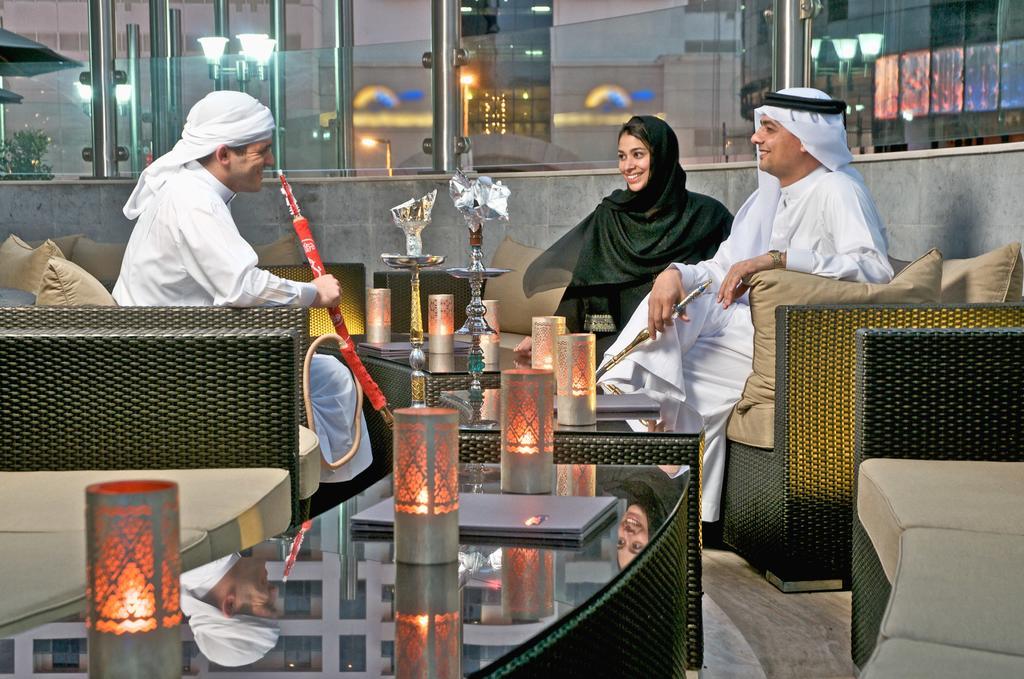 Halo Hotel Dubai Exterior photo