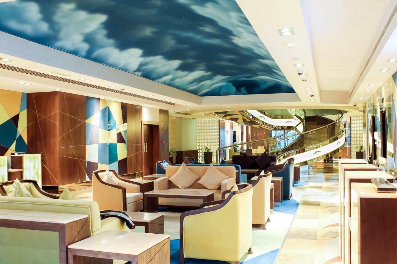 Halo Hotel Dubai Exterior photo